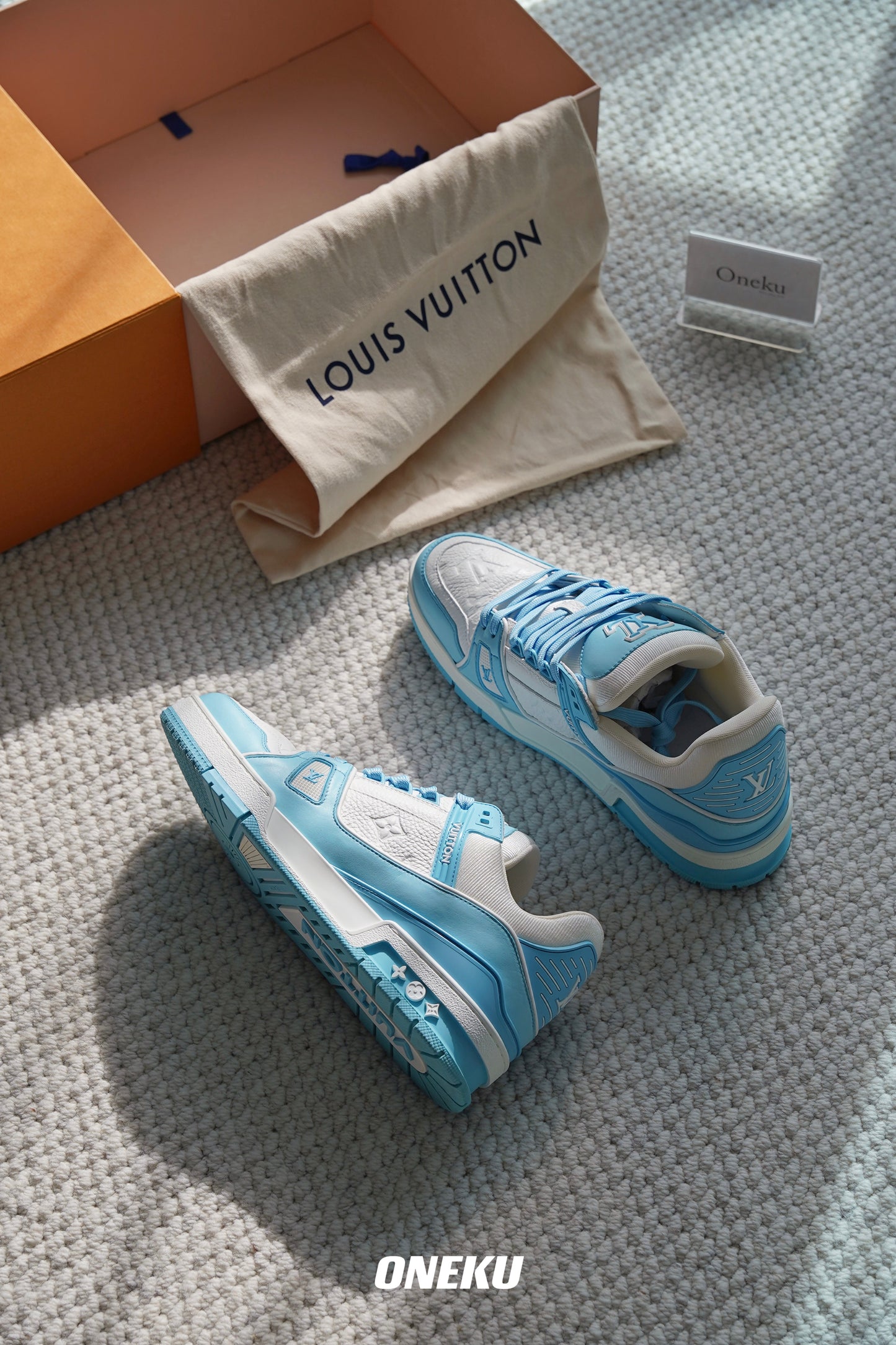 『ONEKU』 Louis Vuitton Trainer Sneaker "天空藍"「二手商品」