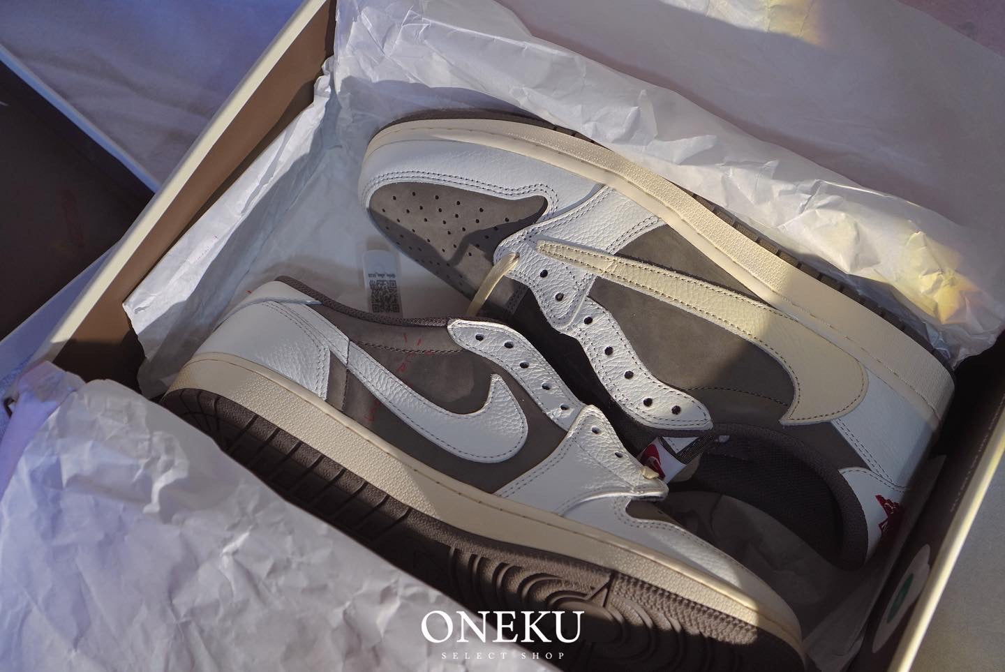 『ONEKU』 Travis Scott × Nike Air Jordan 1 Low OG SP "Reverse Mocha/Sail and Ridgerock"