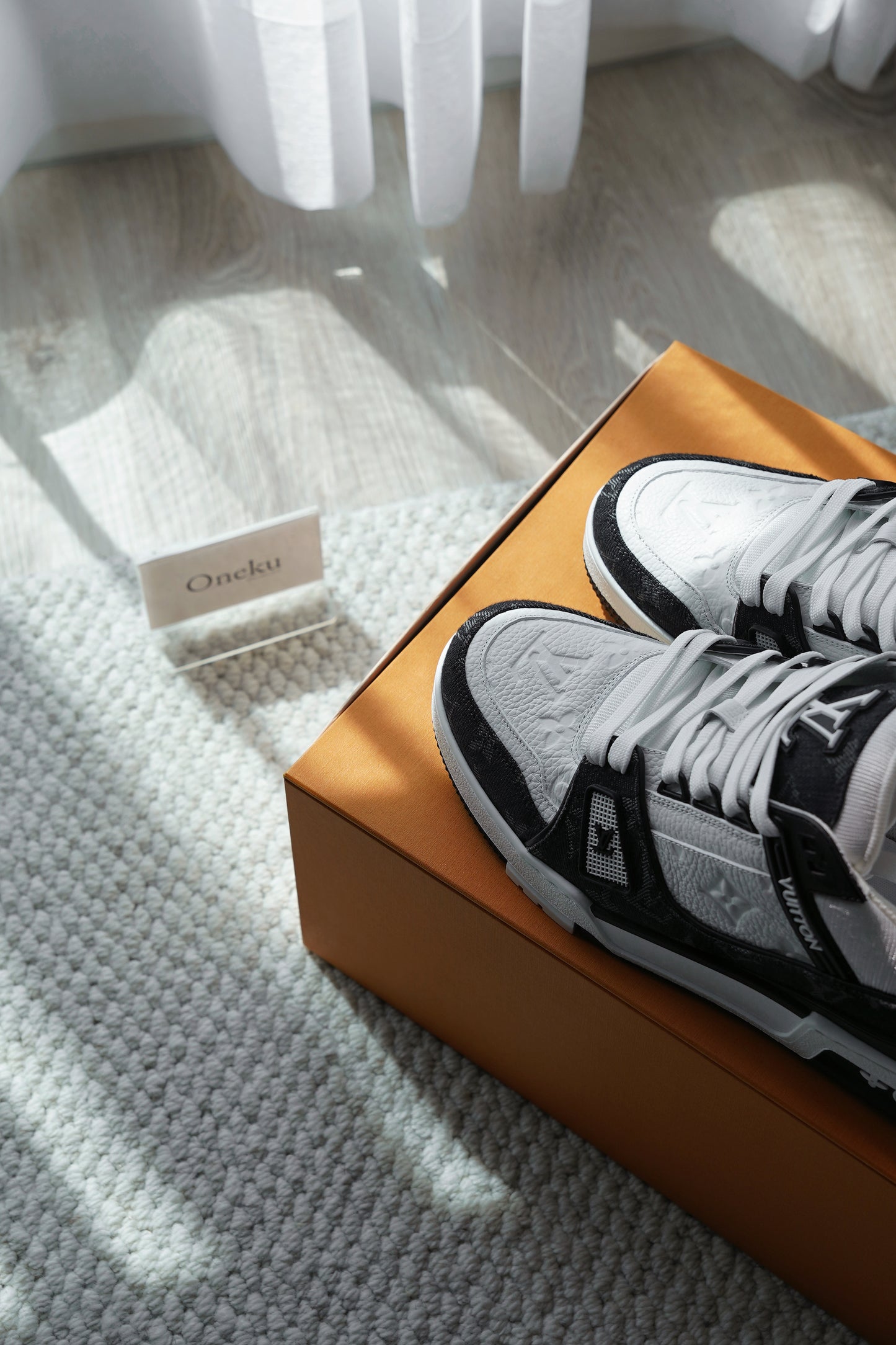 『ONEKU』 Louis Vuitton Trainer Line Sneaker "Black"老花黑色牛仔布