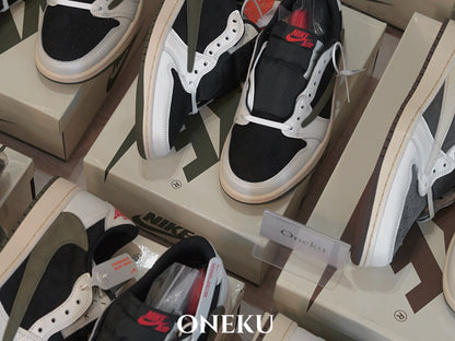 『ONEKU』 Travis Scott × Nike WMNS Air Jordan 1 Low OG "Medium Olive"