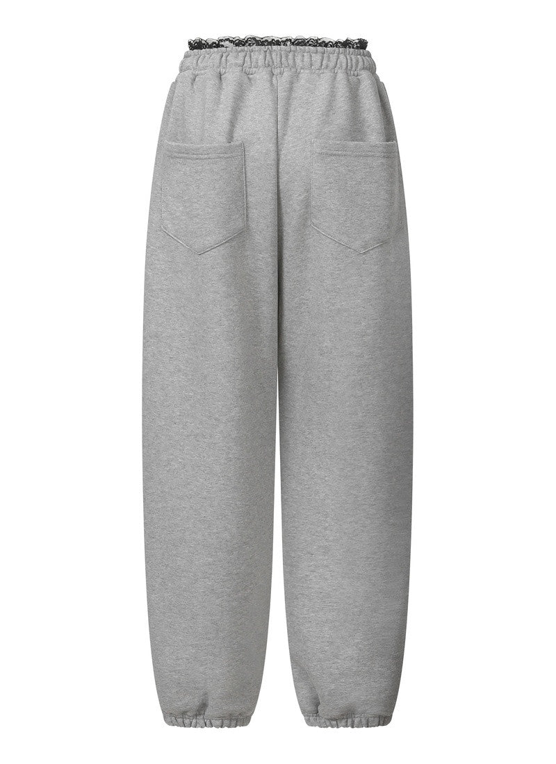 MUCENT ASTO LACE SAGGING JOGGER PANTS 蕾絲拼接落檔縮口褲 2色
