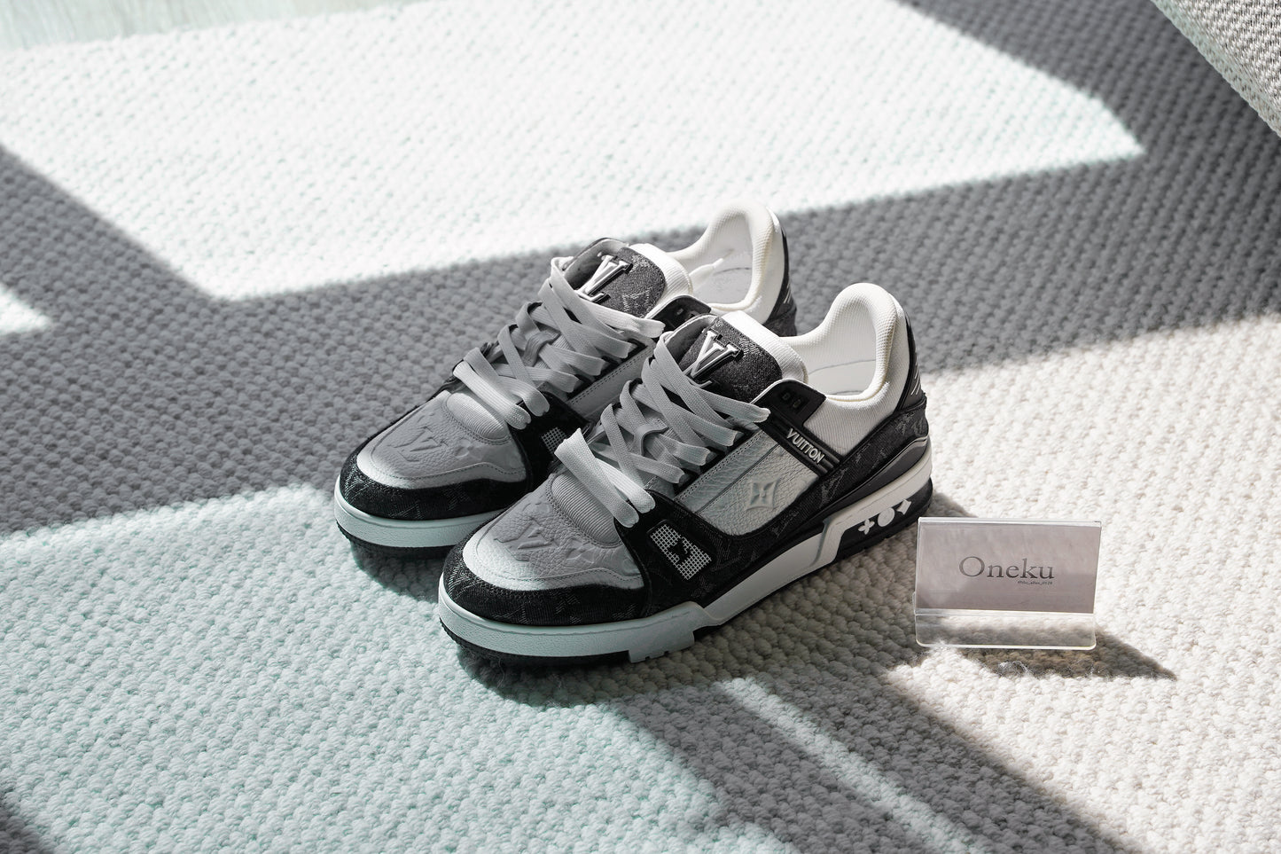 『ONEKU』 Louis Vuitton Trainer Line Sneaker "Black"老花黑色牛仔布