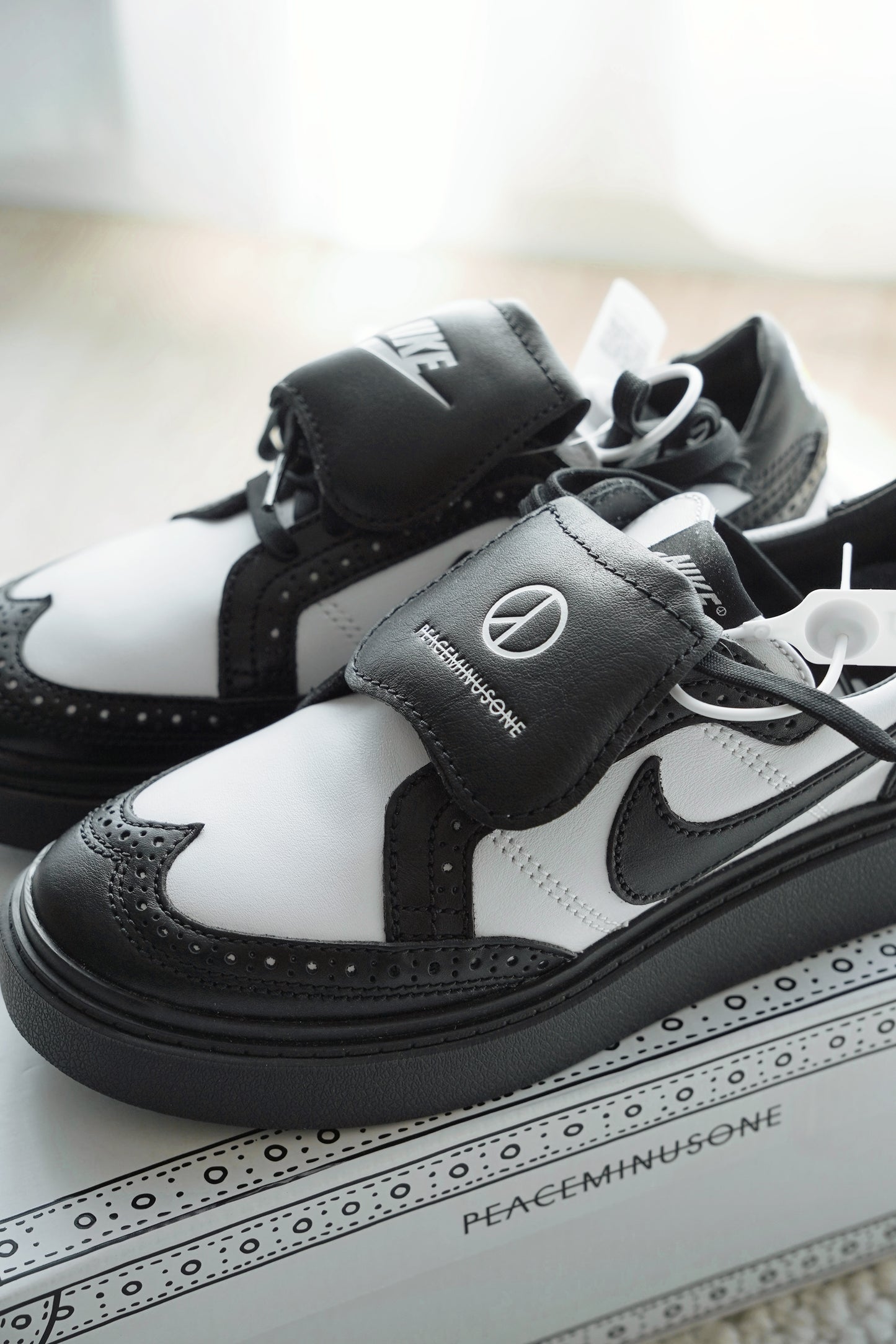 『ONEKU』 PEACEMINUSONE x Nike KWONDO 1 PANDA 白黑 熊貓 權志龍 雛菊 休閒牛津鞋【DH2482-101】