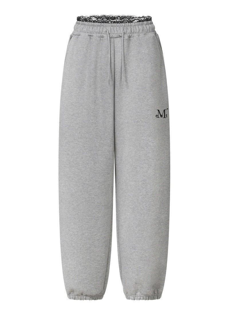 MUCENT ASTO LACE SAGGING JOGGER PANTS 蕾絲拼接落檔縮口褲 2色
