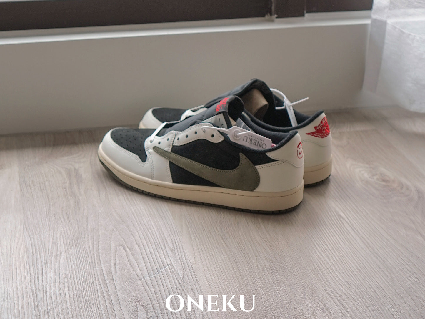 『ONEKU』 Travis Scott × Nike WMNS Air Jordan 1 Low OG "Medium Olive"