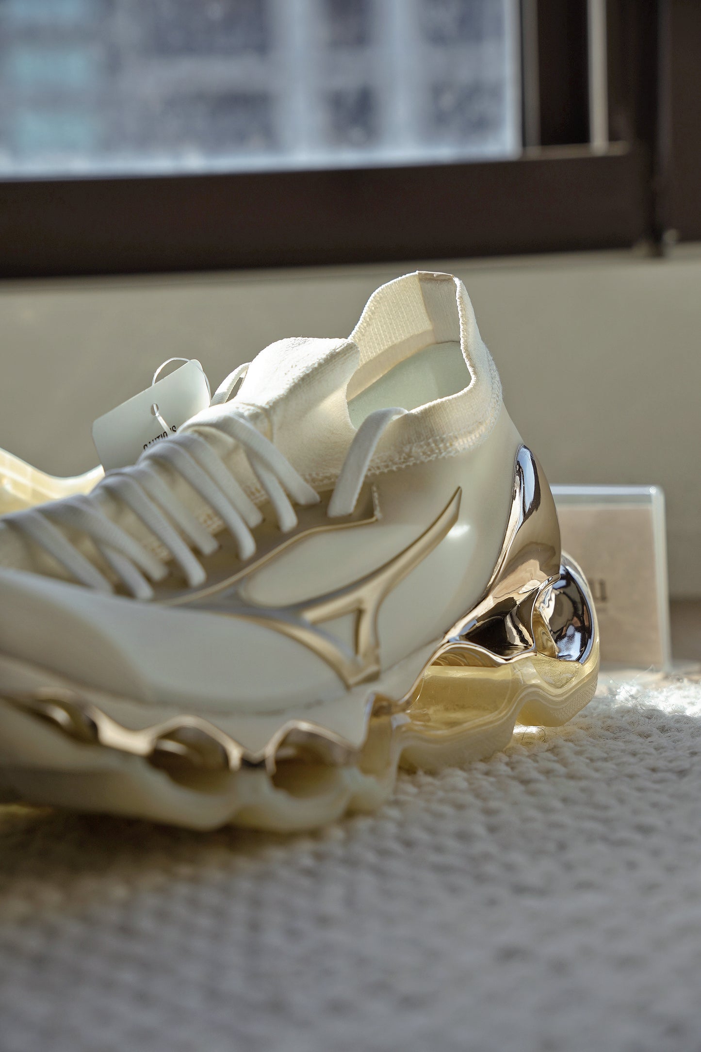 Sorayama x Mizuno Wave Prophecy空山基X美津濃