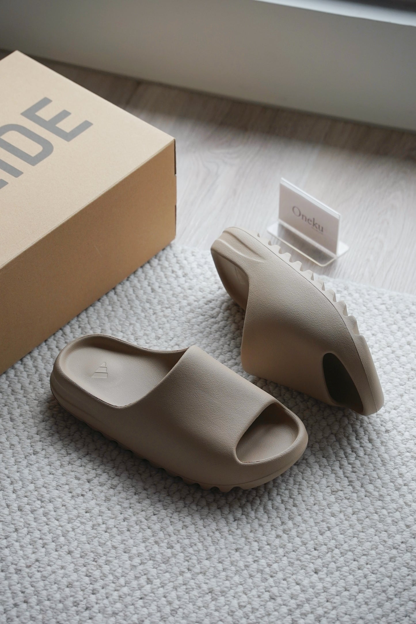 『ONEKU』adidas YEEZY Slide "Pure" 奶油色拖鞋【GW1934】
