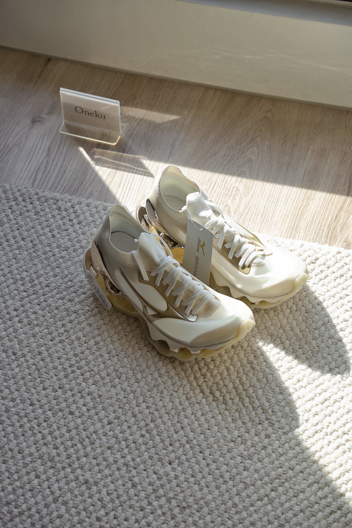 Sorayama x Mizuno Wave Prophecy空山基X美津濃
