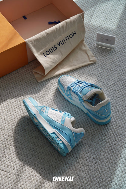 『ONEKU』 Louis Vuitton Trainer Sneaker "天空藍"「二手商品」