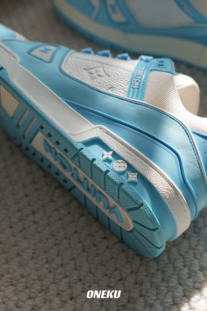 『ONEKU』 Louis Vuitton Trainer Sneaker "天空藍"「二手商品」