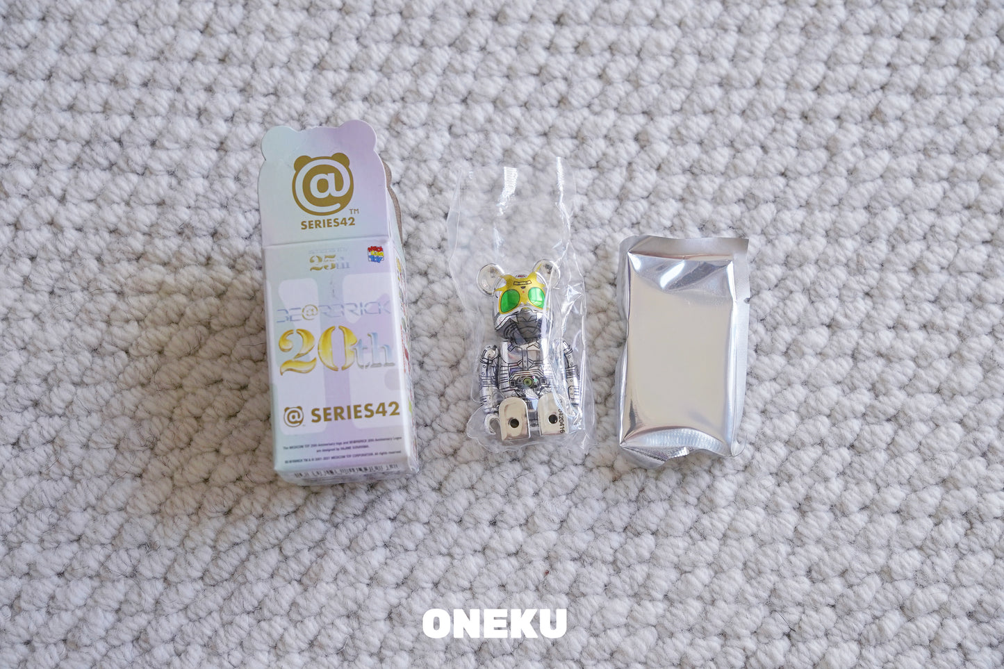 『ONEKU』 Be@rbrick庫柏力克熊42代與43代「25週年限定盲盒100%」-客換區-