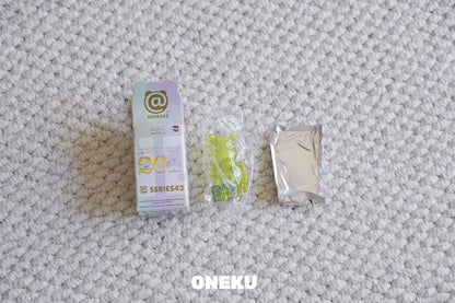 『ONEKU』 Be@rbrick庫柏力克熊42代與43代「25週年限定盲盒100%」-客換區-