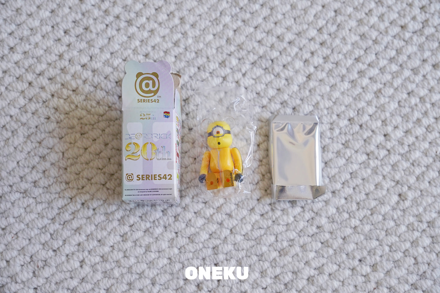 『ONEKU』 Be@rbrick庫柏力克熊42代與43代「25週年限定盲盒100%」-客換區-