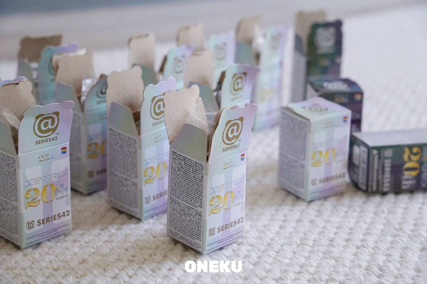 『ONEKU』 Be@rbrick庫柏力克熊42代與43代「25週年限定盲盒100%」-客換區-