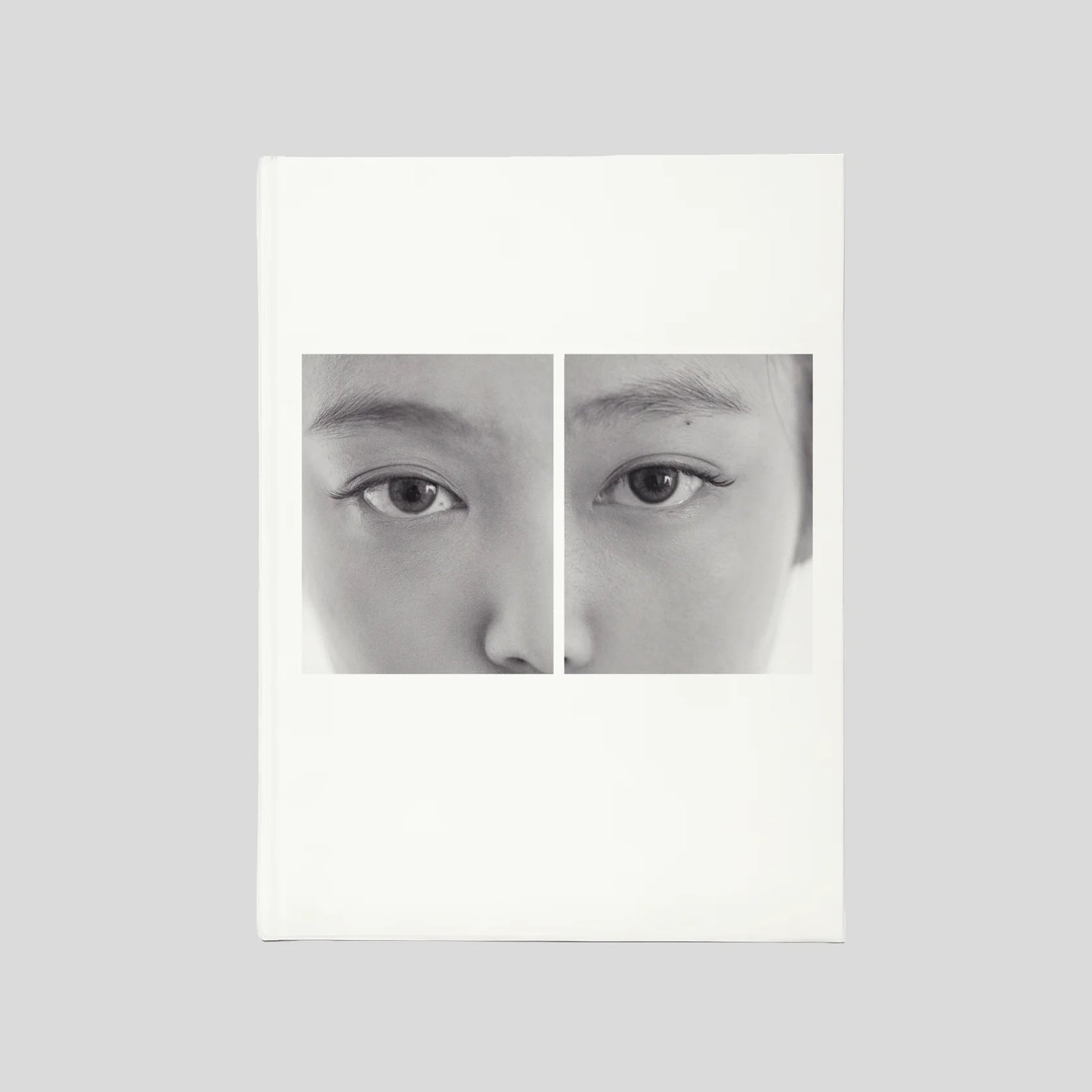 JENNIE Photo Exhibition <J2NNI5> Photobook 攝影寫真書 『限量編號版』
