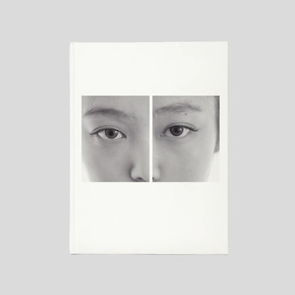 JENNIE Photo Exhibition <J2NNI5> Photobook 攝影寫真書 『限量編號版』
