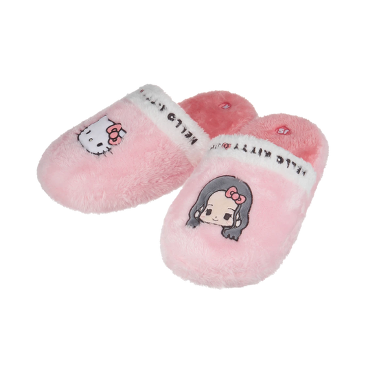 Jisoo x Hello Kitty 聯名室內拖鞋 < 限量聯名款! >