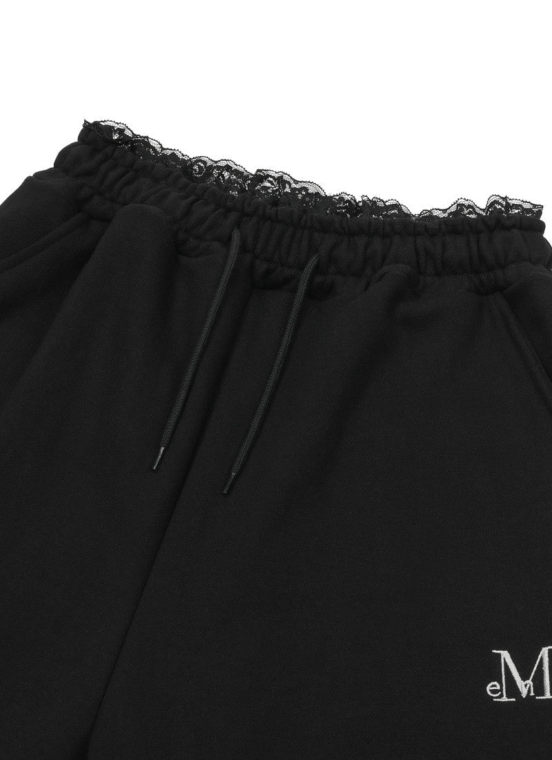 MUCENT ASTO LACE SAGGING JOGGER PANTS 蕾絲拼接落檔縮口褲 2色