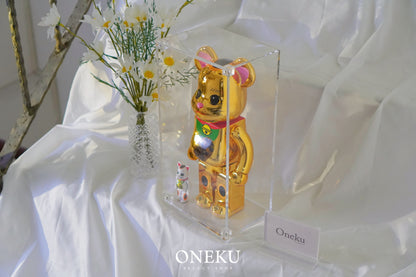『ONEKU』 Be@rbrick 500%磁吸式高透光-壓克力展示盒-「兔耳造型也不怕！」