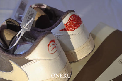 『ONEKU』 Travis Scott × Nike Air Jordan 1 Low OG SP "Reverse Mocha/Sail and Ridgerock"
